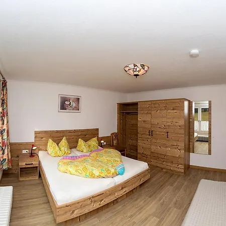 Haus Rosemarie Apartment Nesselwängle